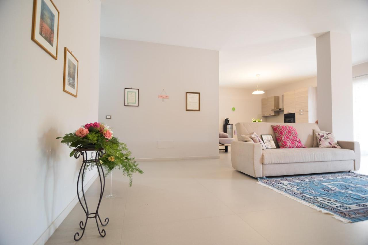 Casa Vacanza Dal Cavaliere Montesarchio エクステリア 写真