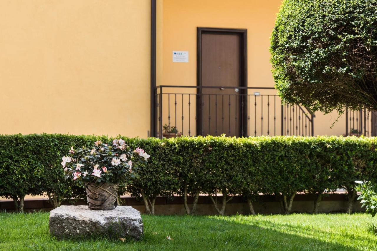 Casa Vacanza Dal Cavaliere Montesarchio エクステリア 写真